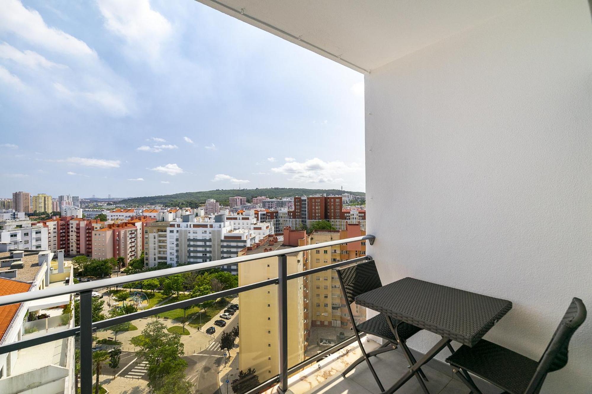 ליסבון Whome Family Condo - Urban Retreat With Parking, Ac, Elevator In Great Location מראה חיצוני תמונה